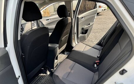 Hyundai Solaris II рестайлинг, 2021 год, 1 999 990 рублей, 7 фотография