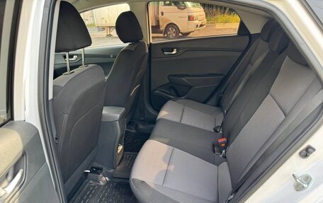 Hyundai Solaris II рестайлинг, 2021 год, 1 999 990 рублей, 8 фотография