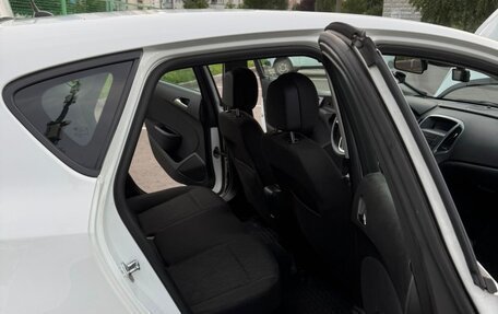 Opel Astra J, 2013 год, 720 000 рублей, 8 фотография