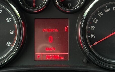 Opel Astra J, 2013 год, 720 000 рублей, 10 фотография