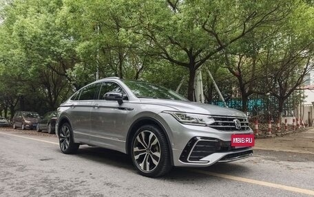 Volkswagen Tiguan II, 2021 год, 2 930 000 рублей, 8 фотография
