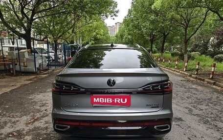 Volkswagen Tiguan II, 2021 год, 2 930 000 рублей, 5 фотография