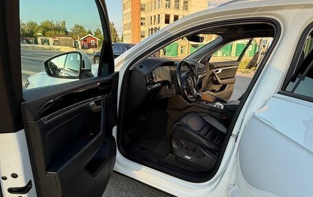 Volkswagen Touareg III, 2020 год, 4 799 999 рублей, 7 фотография