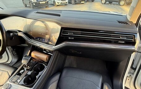 Volkswagen Touareg III, 2020 год, 4 799 999 рублей, 14 фотография
