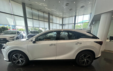 Lexus RX IV рестайлинг, 2025 год, 5 750 000 рублей, 10 фотография