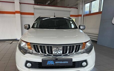 Mitsubishi L200 IV рестайлинг, 2015 год, 1 720 000 рублей, 2 фотография