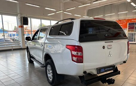 Mitsubishi L200 IV рестайлинг, 2015 год, 1 720 000 рублей, 7 фотография
