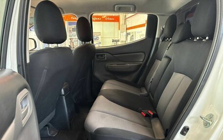 Mitsubishi L200 IV рестайлинг, 2015 год, 1 720 000 рублей, 13 фотография