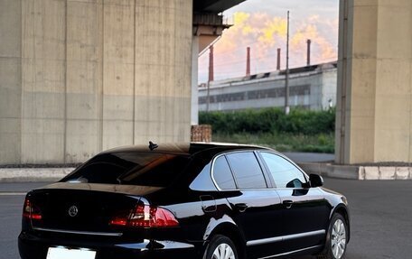 Skoda Superb III рестайлинг, 2008 год, 1 250 000 рублей, 2 фотография