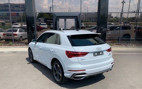Audi Q3, 2022 год, 2 750 000 рублей, 3 фотография