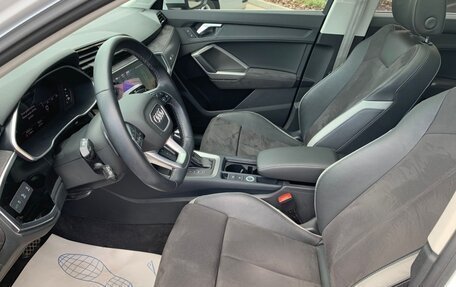 Audi Q3, 2022 год, 2 750 000 рублей, 16 фотография