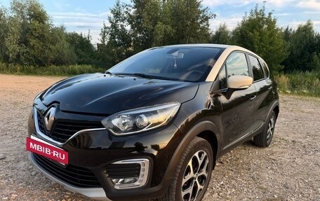 Renault Kaptur I рестайлинг, 2016 год, 1 300 000 рублей, 2 фотография
