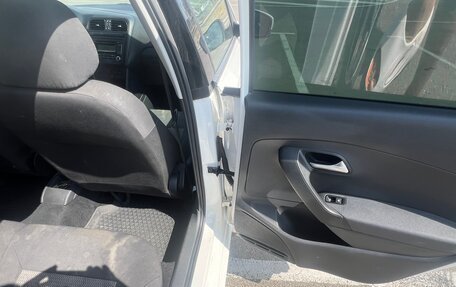 Volkswagen Polo VI (EU Market), 2012 год, 560 000 рублей, 17 фотография
