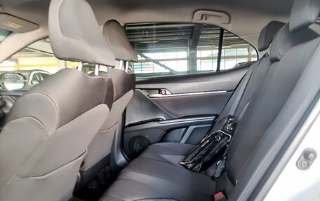 Toyota Camry, 2019 год, 2 750 000 рублей, 12 фотография