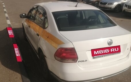 Volkswagen Polo VI (EU Market), 2014 год, 350 000 рублей, 4 фотография