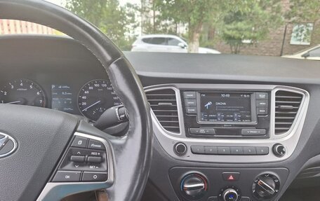 Hyundai Solaris II рестайлинг, 2019 год, 1 430 000 рублей, 5 фотография