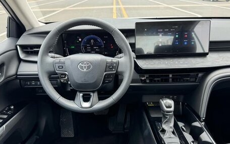 Toyota Camry, 2025 год, 2 480 000 рублей, 12 фотография