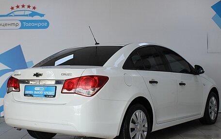 Chevrolet Cruze II, 2010 год, 749 000 рублей, 8 фотография