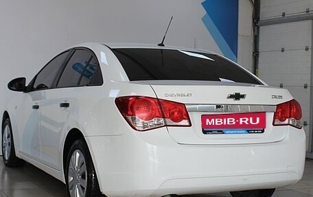 Chevrolet Cruze II, 2010 год, 749 000 рублей, 9 фотография