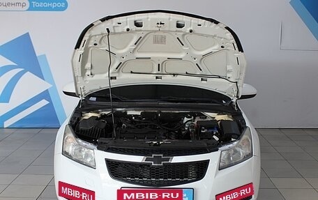 Chevrolet Cruze II, 2010 год, 749 000 рублей, 7 фотография