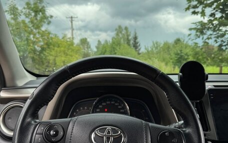 Toyota RAV4, 2013 год, 2 200 000 рублей, 6 фотография