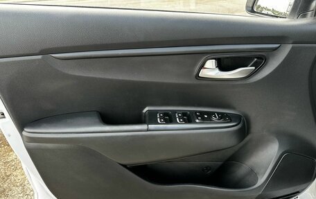 KIA Rio IV, 2022 год, 1 730 000 рублей, 11 фотография