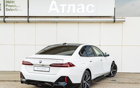 BMW 5 серия, 2024 год, 7 690 000 рублей, 2 фотография