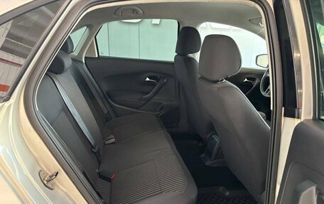 Volkswagen Polo VI (EU Market), 2011 год, 660 000 рублей, 14 фотография
