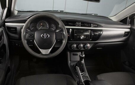 Toyota Corolla, 2013 год, 1 150 000 рублей, 6 фотография