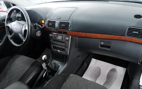 Toyota Avensis III рестайлинг, 2007 год, 949 000 рублей, 20 фотография