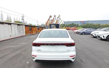 Geely Emgrand, 2022 год, 1 000 000 рублей, 6 фотография