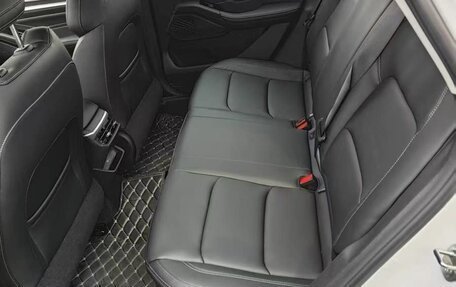 Geely Emgrand, 2022 год, 1 000 000 рублей, 14 фотография