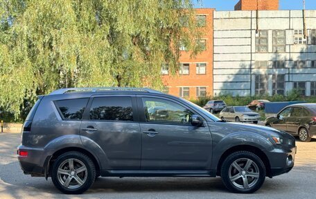 Mitsubishi Outlander III рестайлинг 3, 2010 год, 850 000 рублей, 8 фотография