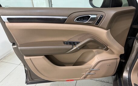 Porsche Cayenne III, 2012 год, 2 199 800 рублей, 7 фотография