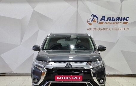 Mitsubishi Outlander III рестайлинг 3, 2019 год, 2 030 000 рублей, 8 фотография