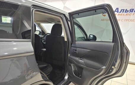 Mitsubishi Outlander III рестайлинг 3, 2019 год, 2 030 000 рублей, 31 фотография
