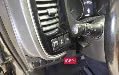 Mitsubishi Outlander III рестайлинг 3, 2019 год, 2 030 000 рублей, 37 фотография