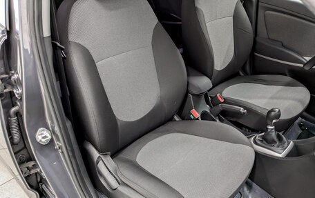 Hyundai Solaris II рестайлинг, 2012 год, 750 000 рублей, 22 фотография