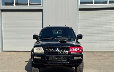 Mitsubishi L200 III рестайлинг, 2006 год, 800 000 рублей, 2 фотография