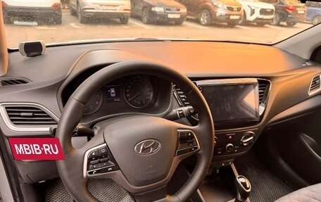 Hyundai Solaris II рестайлинг, 2018 год, 1 600 000 рублей, 6 фотография