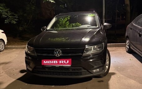 Volkswagen Tiguan II, 2020 год, 2 100 000 рублей, 9 фотография