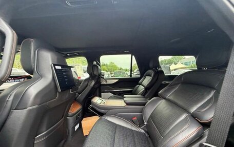 Lincoln Navigator, 2025 год, 21 465 000 рублей, 8 фотография