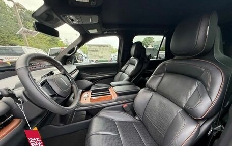 Lincoln Navigator, 2025 год, 21 465 000 рублей, 13 фотография