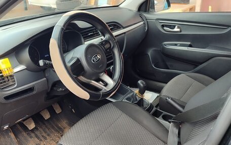 KIA Rio IV, 2020 год, 876 677 рублей, 6 фотография