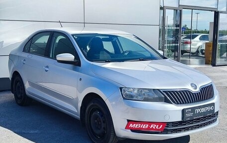 Skoda Rapid I, 2015 год, 850 000 рублей, 3 фотография