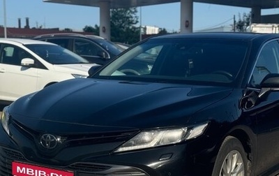 Toyota Camry, 2018 год, 3 000 000 рублей, 1 фотография