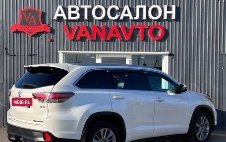 Toyota Highlander III, 2014 год, 3 052 000 рублей, 8 фотография