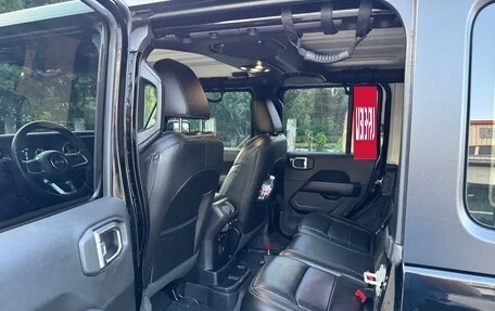 Jeep Wrangler, 2021 год, 4 070 000 рублей, 7 фотография