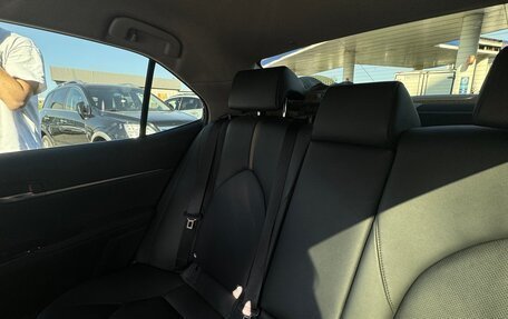 Toyota Camry, 2018 год, 3 000 000 рублей, 14 фотография