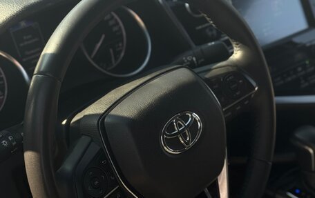 Toyota Camry, 2018 год, 3 000 000 рублей, 18 фотография